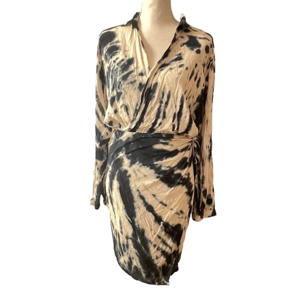 Young Fabulous & Broke Tie Dye Wrap Dress Long Sleeve Collared Size Small